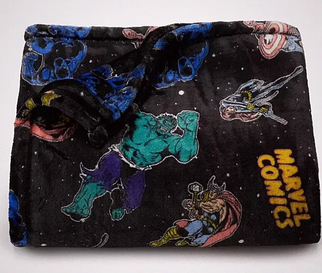 Retro Marvel Comics Soft Plush Throw Blanket 5' x 6 ft - The Big One - New